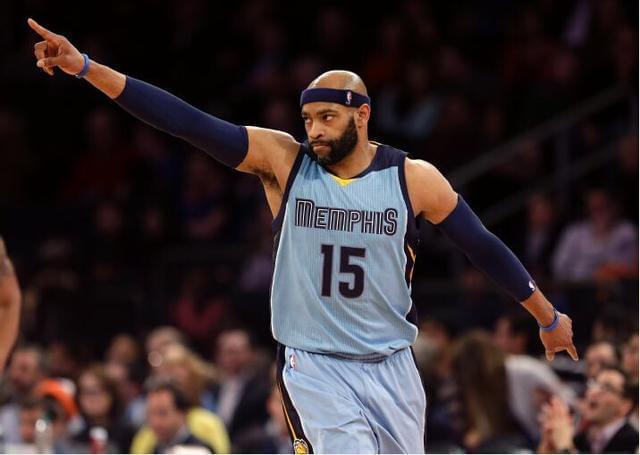 他身边的诸 他身边的诸